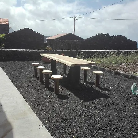 Casinha Da Avo Jeronima Rral 1519 Holiday home Madalena (Azores)