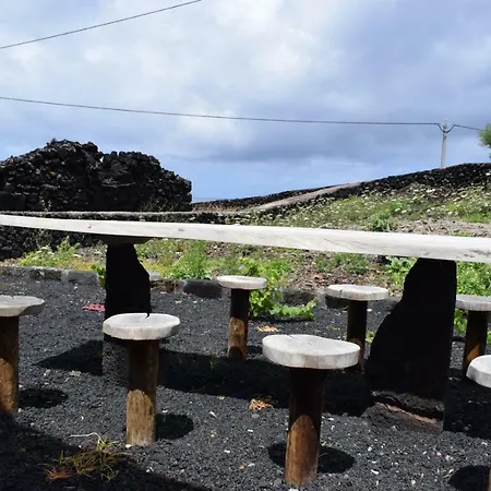 Casinha Da Avo Jeronima Rral 1519 Madalena (Azores)
